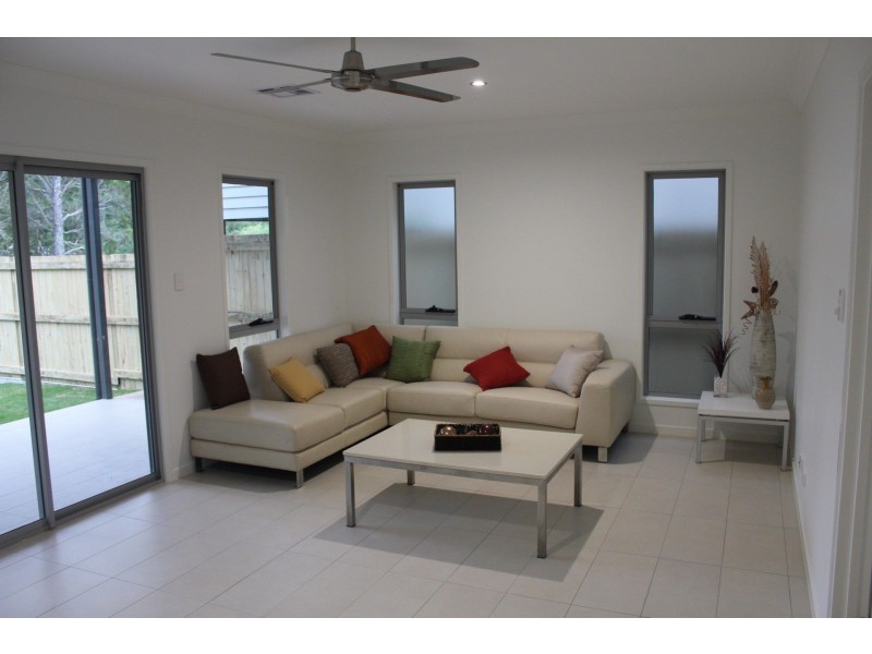 6 Bernarra Street, The Gap QLD 4061