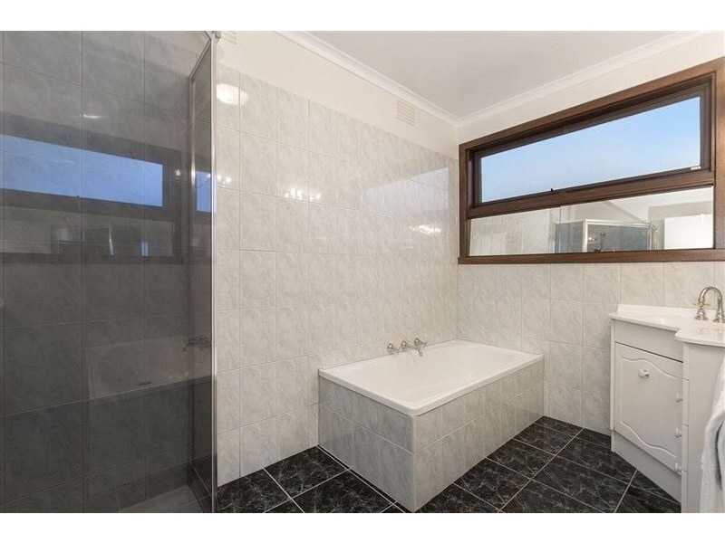 58 Highvale Road, Glen Waverley VIC 3150