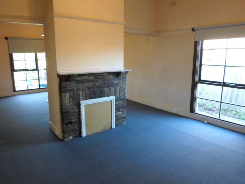 76 Iris Rd, Glen Iris VIC 3146