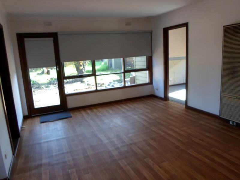 76 Iris Rd, Glen Iris VIC 3146