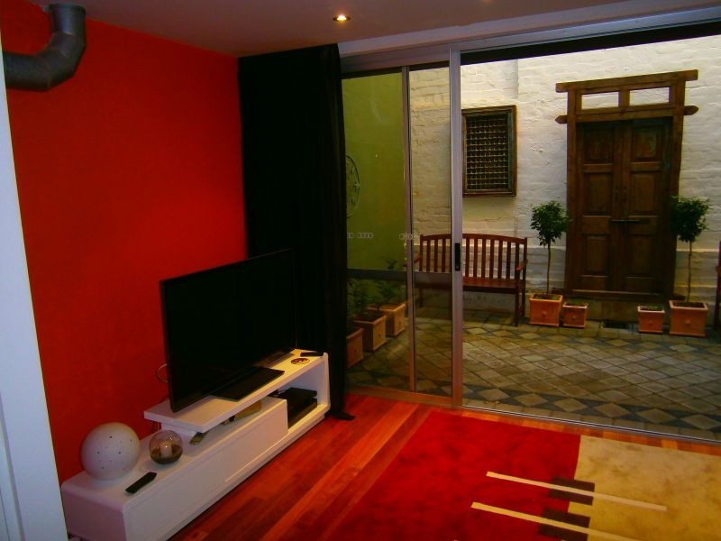 12 Little Saunders Street, East Perth WA 6004