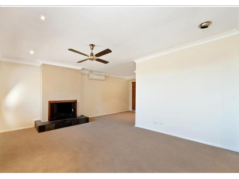 8 Plateau Rd, Stanwell Tops NSW 2508