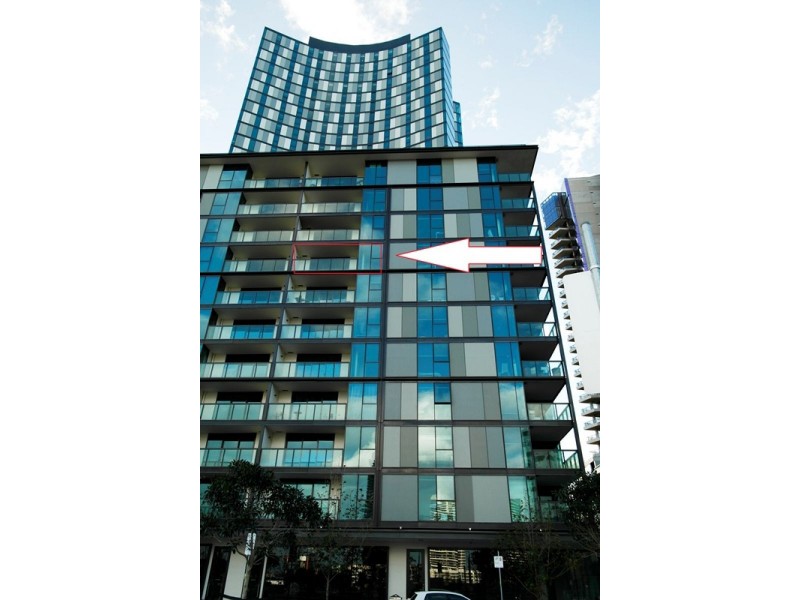 7F/8 Waterside Place, Docklands VIC 3008