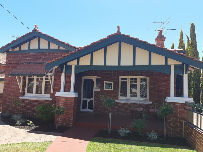 194 Ninth Ave, Inglewood WA 6052