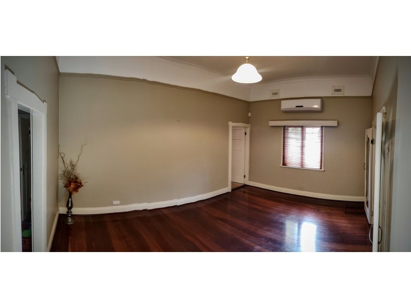 194 Ninth Ave, Inglewood WA 6052