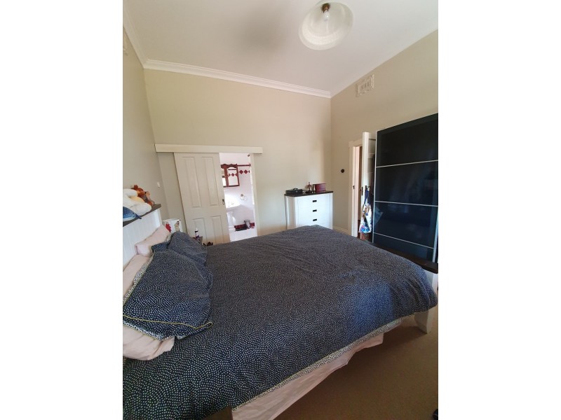 194 Ninth Ave, Inglewood WA 6052