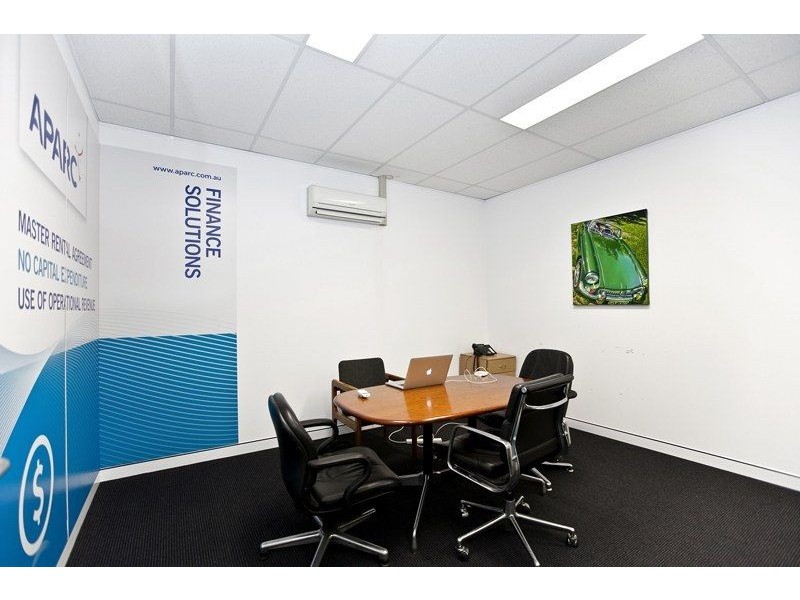 2 Bishop Street, St Peters NSW 2044