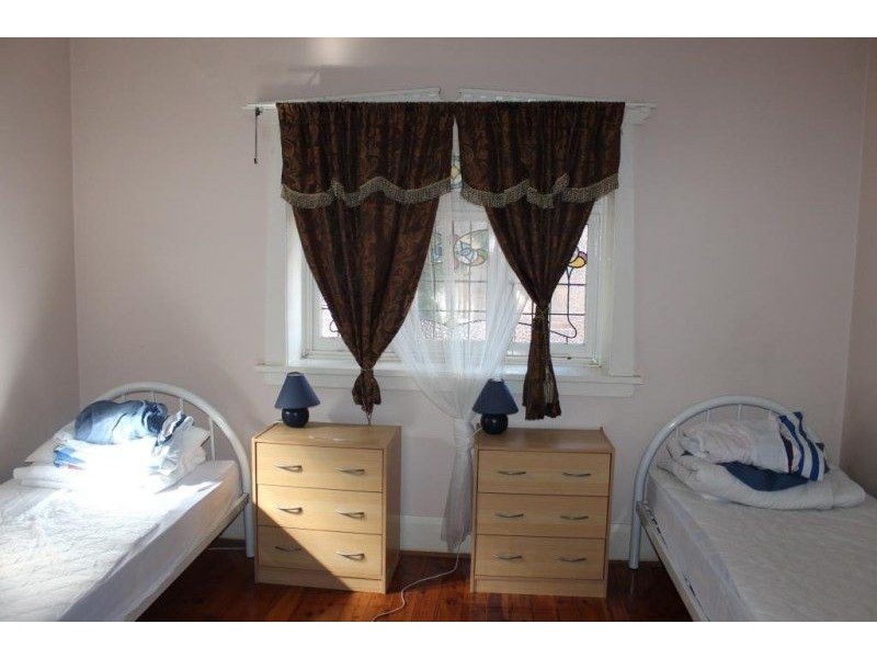 2 Gladstone Street, Burwood NSW 2134