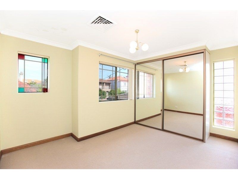 18 Carilla Street, Burwood NSW 2134