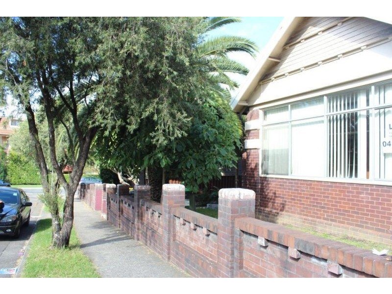 2 Gladstone Street, Burwood NSW 2134