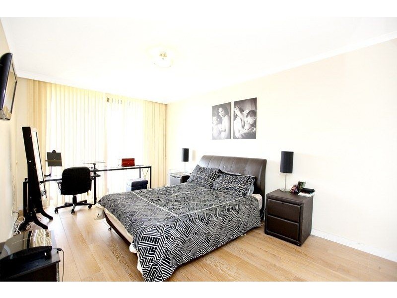 1306/66 Bowman Street, Pyrmont NSW 2009