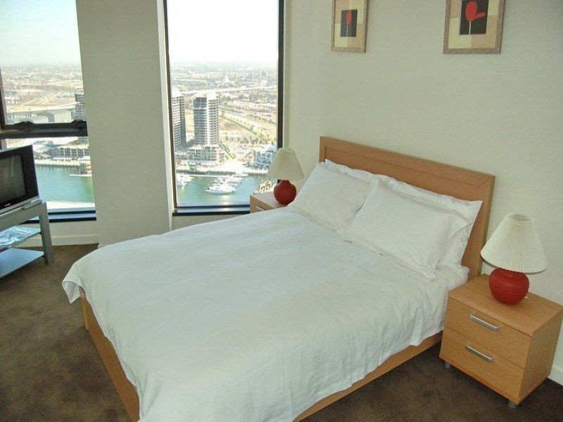 4002/100 Harbour Esplanade, Docklands VIC 3008