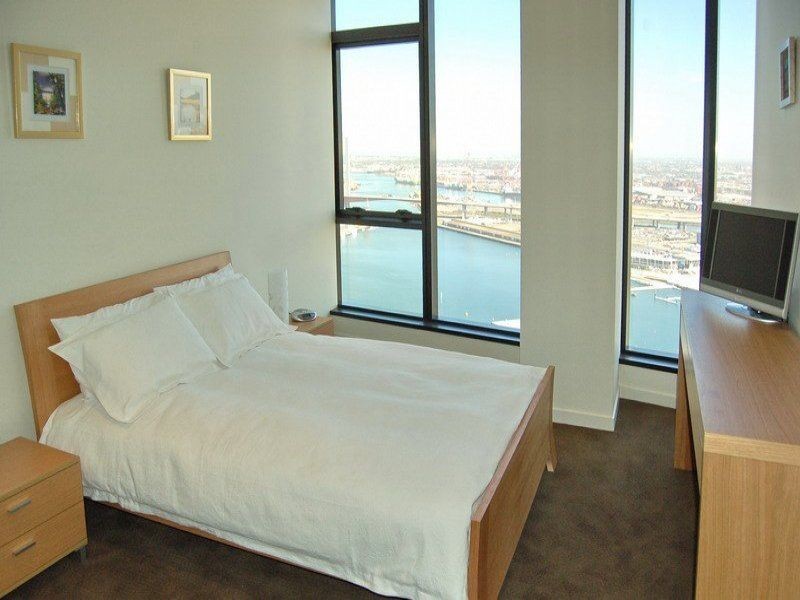 4002/100 Harbour Esplanade, Docklands VIC 3008