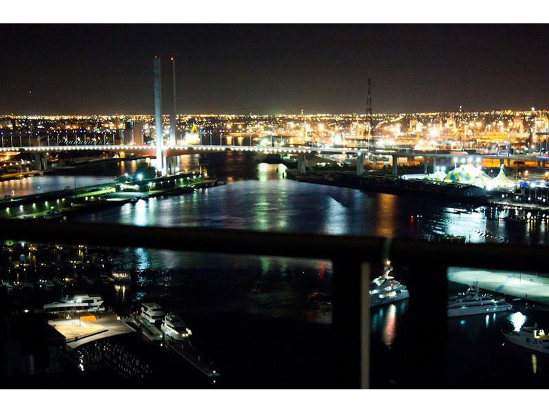 2608A/100 Harbour Esplanade, Docklands VIC 3008