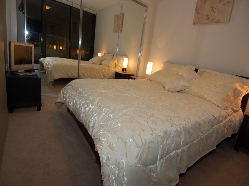 2608A/100 Harbour Esplanade, Docklands VIC 3008