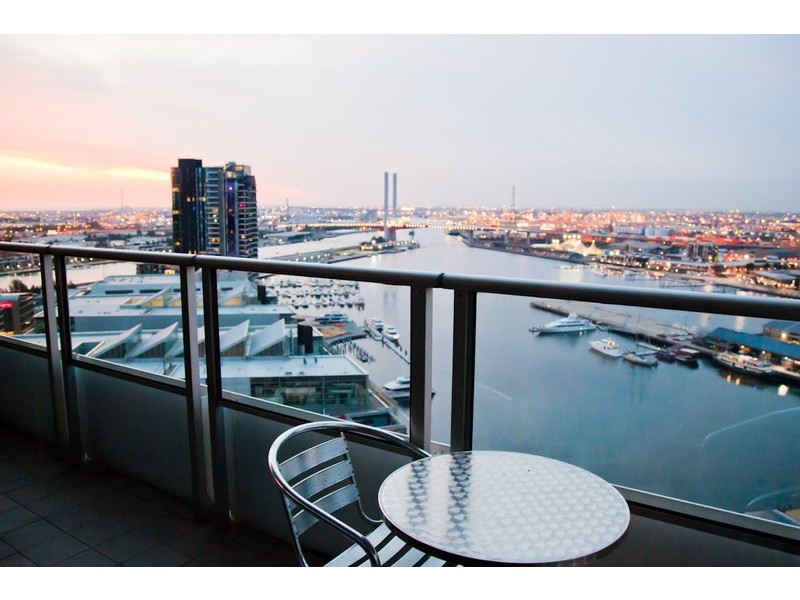 2608A/100 Harbour Esplanade, Docklands VIC 3008
