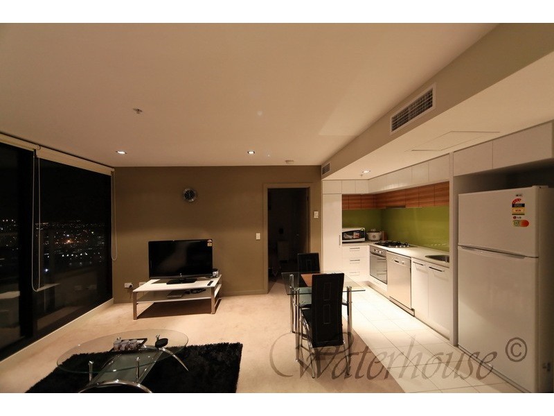 3411A/100 Harbour Esplanade, Docklands VIC 3008