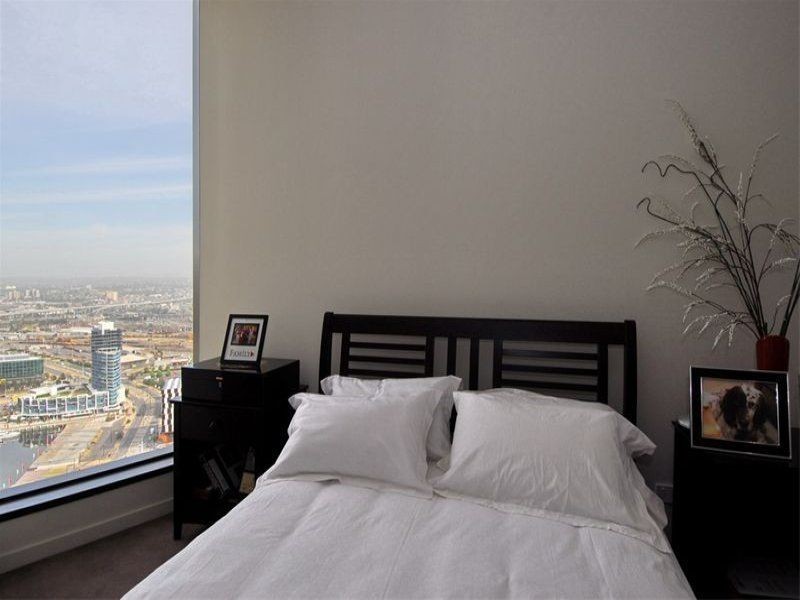 4101/100 Harbour Esplanade, Docklands VIC 3008