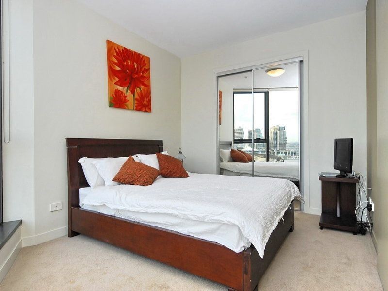 2011/100 Harbour Esplanade, Docklands VIC 3008