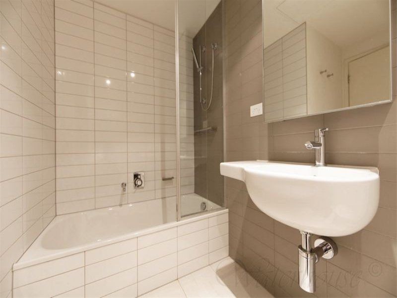 1709/200 Spencer Street, Melbourne VIC 3000