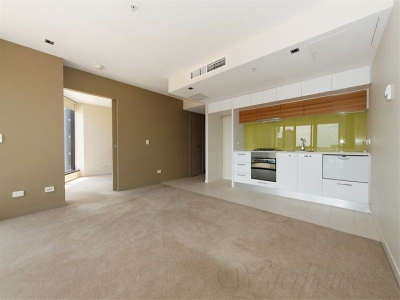 611/100 Harbour Esplanade, Docklands VIC 3008