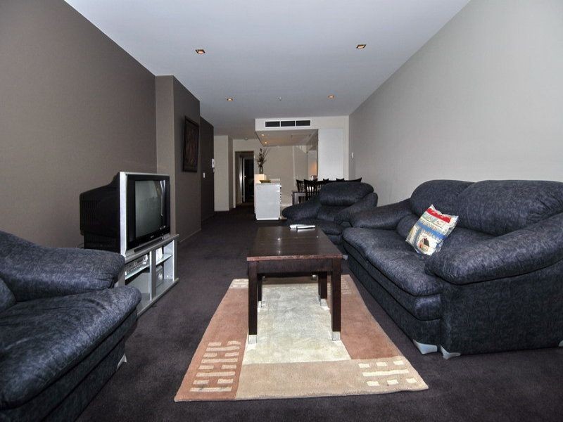 1808/100 Harbour Esplanade, Docklands VIC 3008