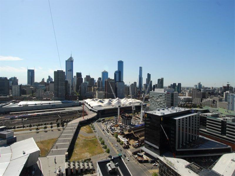 2807/100 Harbour Esplanade, Docklands VIC 3008