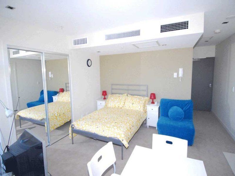 3411B/100 Harbour Esplanade, Docklands VIC 3008