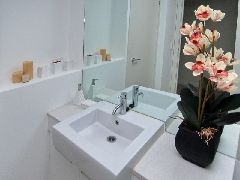 1713/100 Harbour Esplanade, Docklands VIC 3008