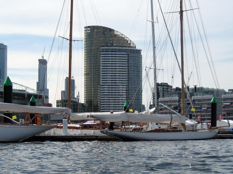 1614/100 Harbour Esplanade, Docklands VIC 3008