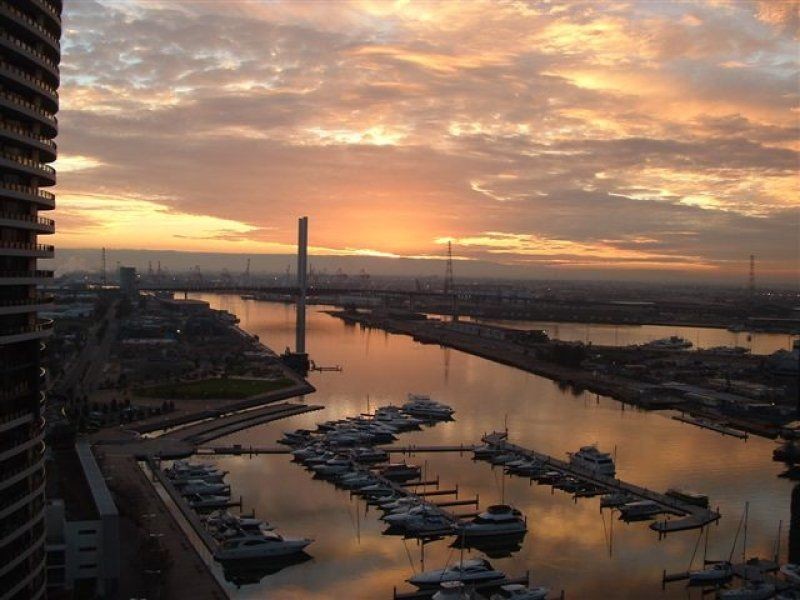 1902/60 Lorimer Street, Docklands VIC 3008