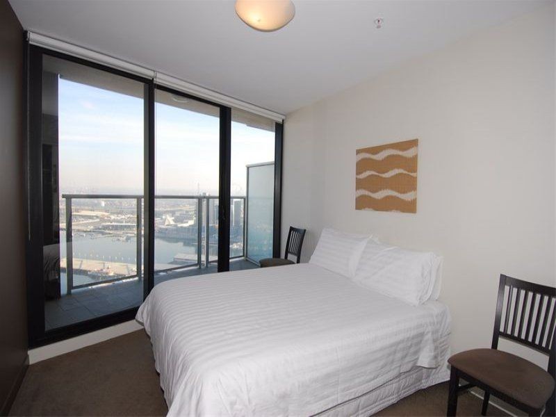 Level 33/100 Harbour Esplanade, Docklands VIC 3008