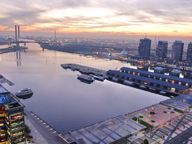 3704/100 Harbour Esplanade, Docklands VIC 3008