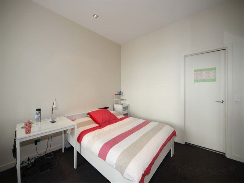 3704/100 Harbour Esplanade, Docklands VIC 3008