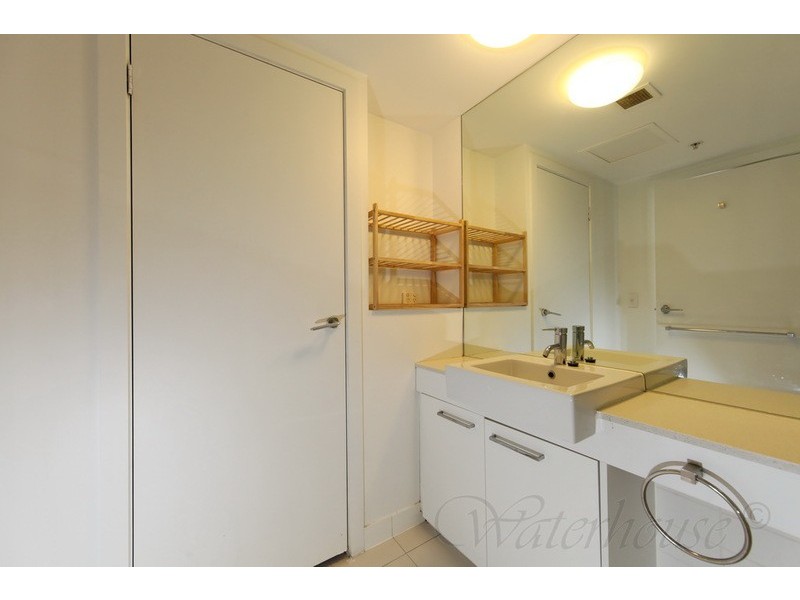 1414/100  Harbour Esplanade, Docklands VIC 3008