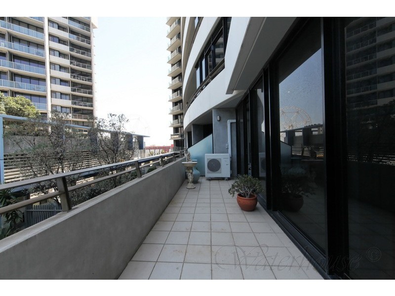 514/15  Caravel Lane, Docklands VIC 3008