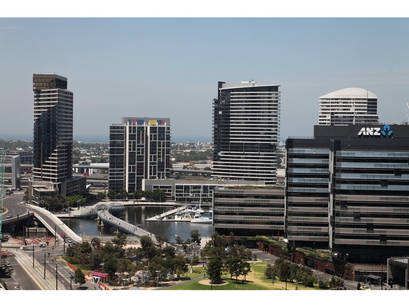 18  Waterview Walk, Docklands VIC 3008