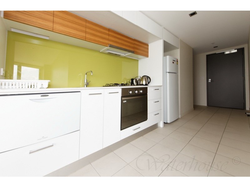 2012/100 Harbour Esplanade, Docklands VIC 3008