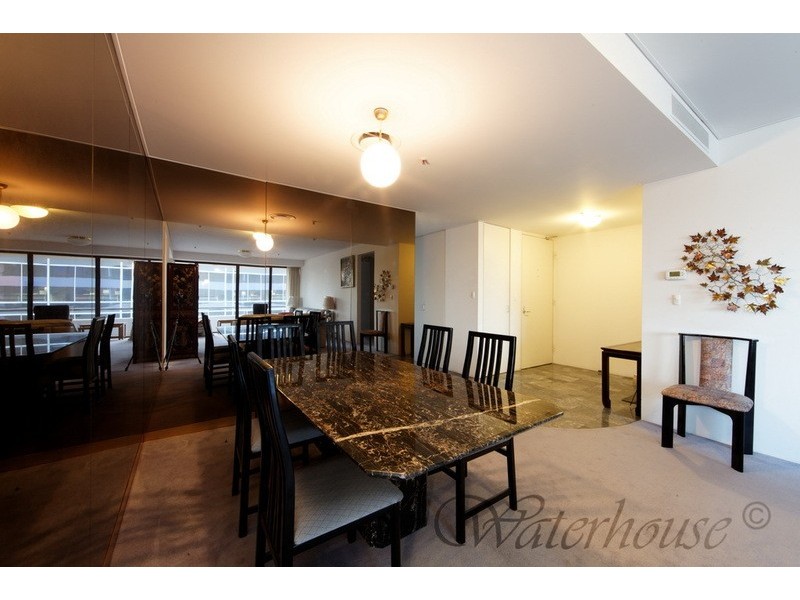 53/29 Queens Road, Melbourne VIC 3004