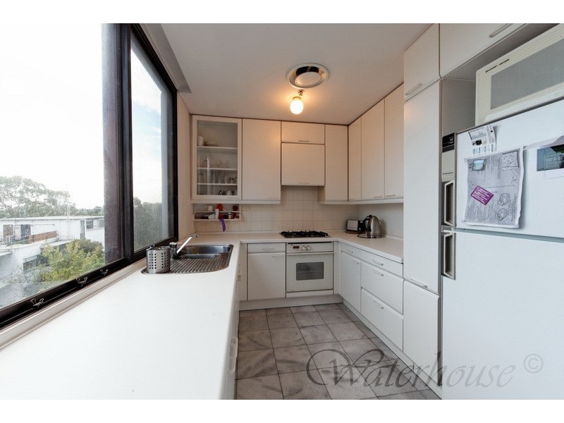 53/29 Queens Road, Melbourne VIC 3004