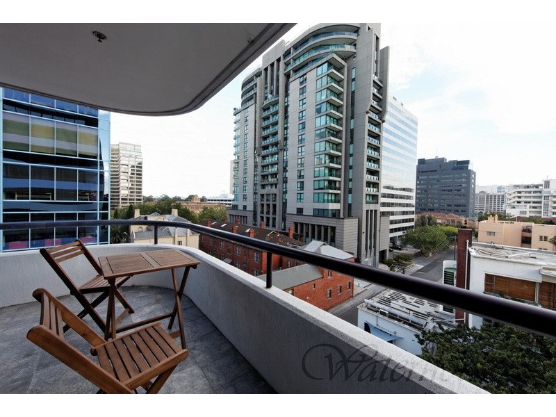 53/29 Queens Road, Melbourne VIC 3004