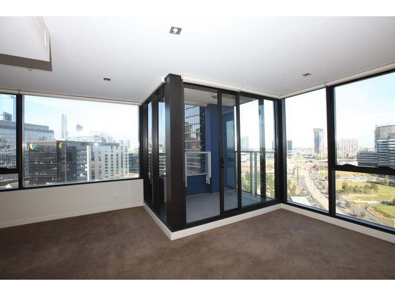 1907/100 Harbour Esplanade, Docklands VIC 3008