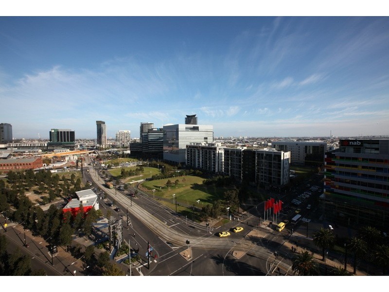1907/100 Harbour Esplanade, Docklands VIC 3008