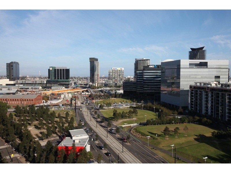 1907/100 Harbour Esplanade, Docklands VIC 3008