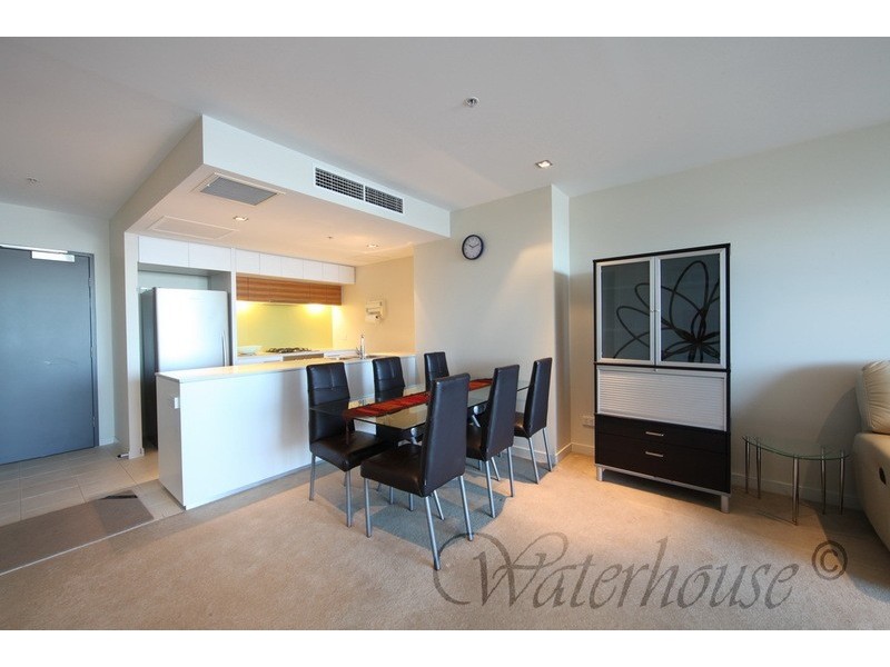 1105/100 Harbour Esplanade, Docklands VIC 3008