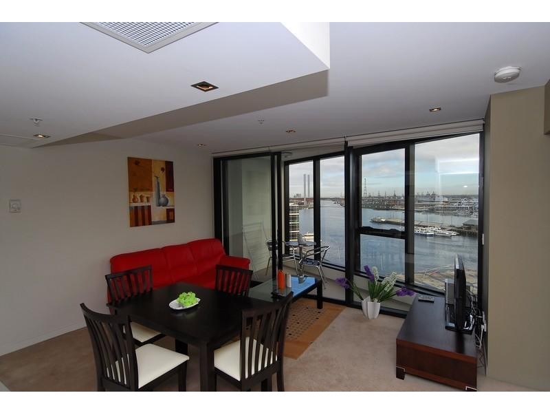 2011/100 Harbour Esplanade, Docklands VIC 3008