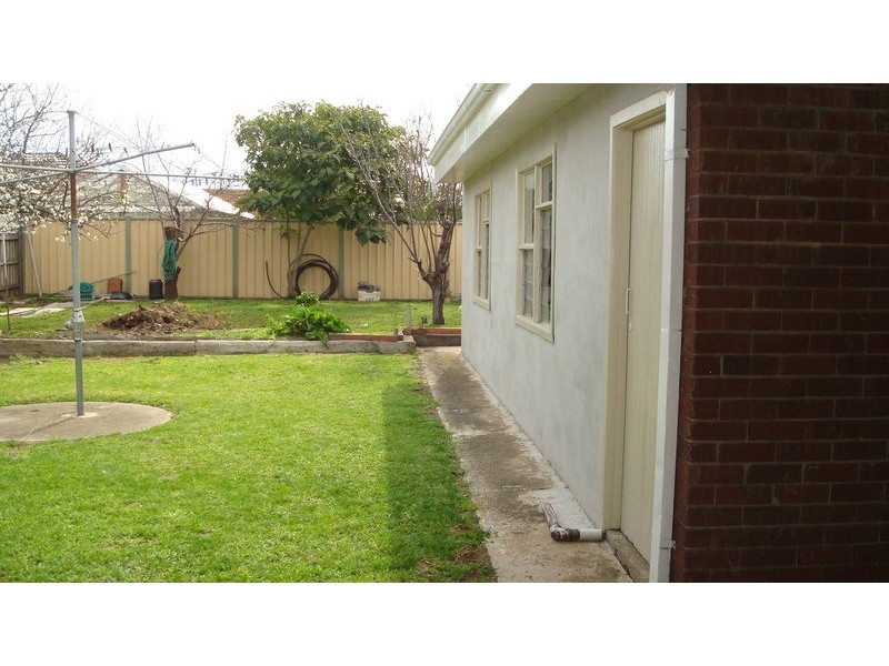 128 Hall Street, Sunshine West VIC 3020