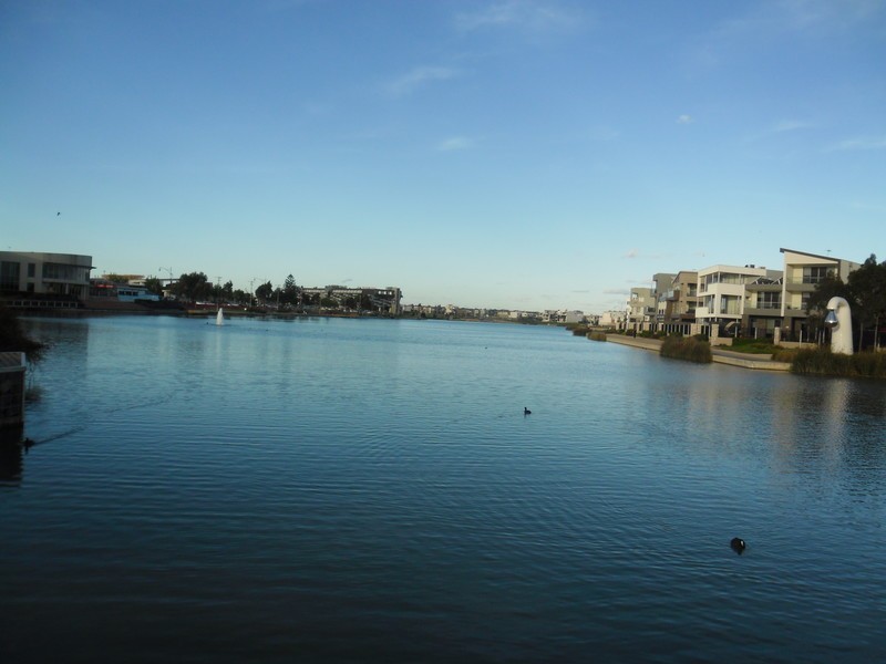 19  The Strand, Caroline Springs VIC 3023