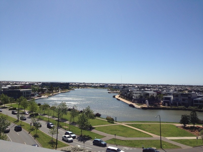 1 Woodward Way, Caroline Springs VIC 3023