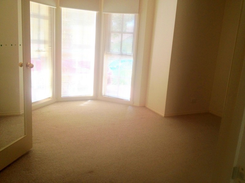 3a Elland Ave, Box Hill South VIC 3128